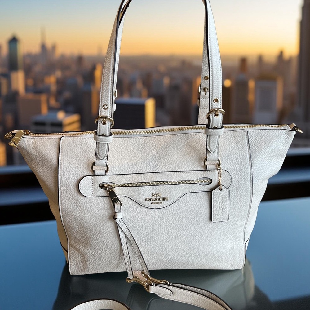 Coach Kleo Carryall Shoulder Bag Chalk White Smooth Pebble Leather Free Shipping - Picture 1 of 16